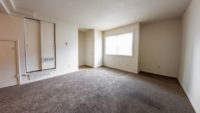 Algona, South Smith Apartments - South Smith Apartments