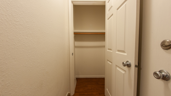 Webster City, Westside Villas - Westside Villas - Entry Closet